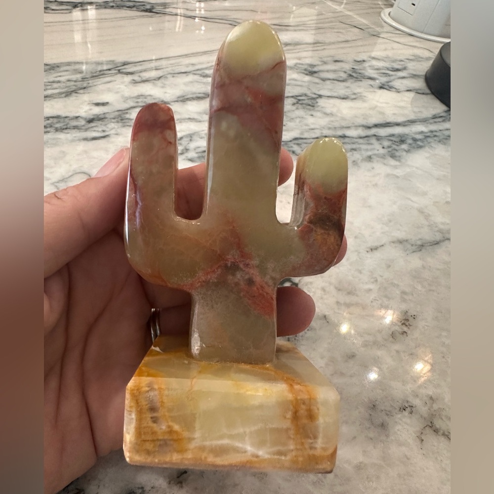 Mini Southwestern Curved Onyx Stone Cactus Figurine with Onyx base - Picture 4 of 10